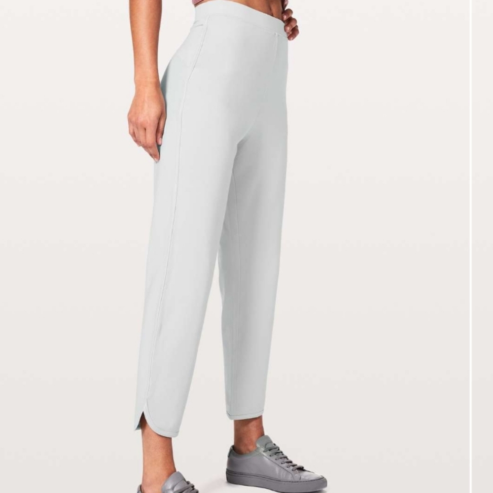#74 Lululemon Every Moment Pant *26" Vapor Size 8